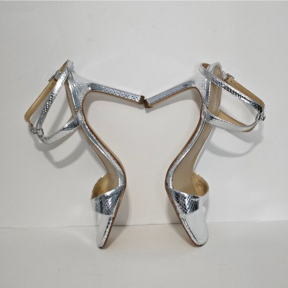 🔥Michael Kors Amara, platform style Stiletto heels. NIB-size 8.5🔥 - Picture 3 of 10